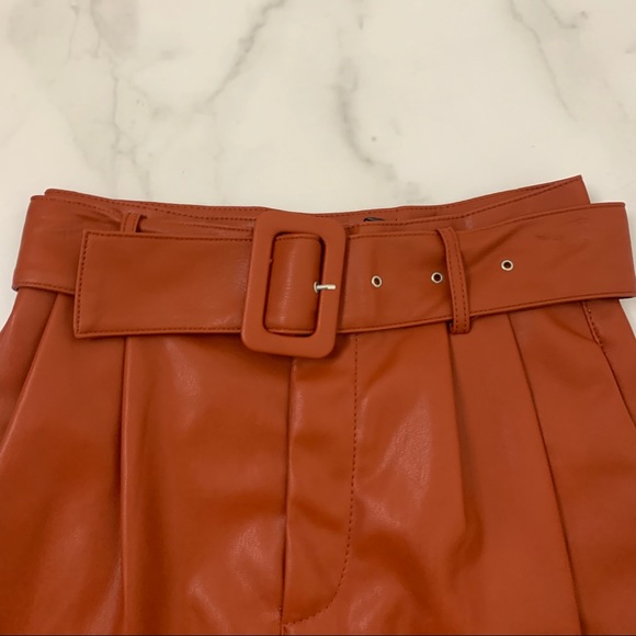 *Blogger Fav* New Zara Rust red faux leather belted shorts Size XS - Picture 8 of 10